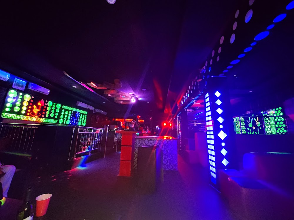 Lounge 360 photo 3